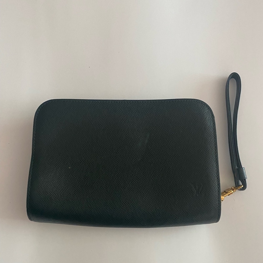 Authentic Louis Vuitton Taiga Baikal wrislet